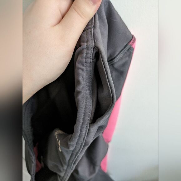 Torrid Active Capri Yoga Pants Size 2 - Picture 3 of 5